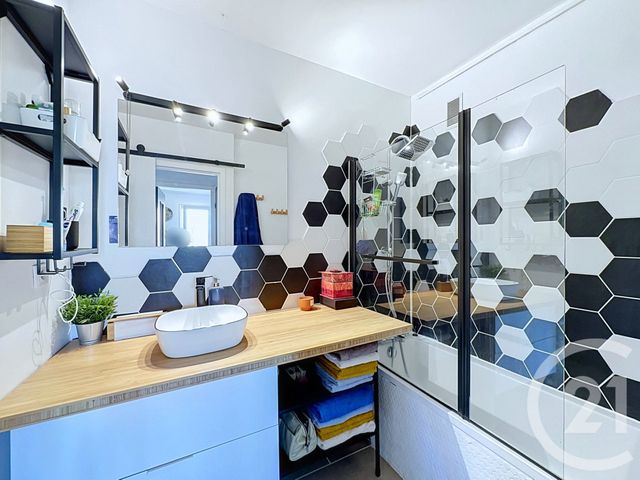 Appartement F4 à vendre - 4 pièces - 93.93 m2 - BELFORT - 90 - FRANCHE-COMTE - Century 21 Agence Du Théâtre