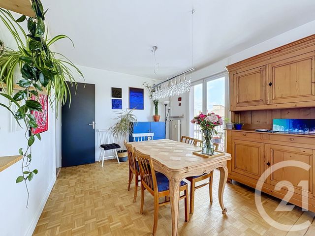Appartement F4 à vendre - 4 pièces - 93.93 m2 - BELFORT - 90 - FRANCHE-COMTE - Century 21 Agence Du Théâtre