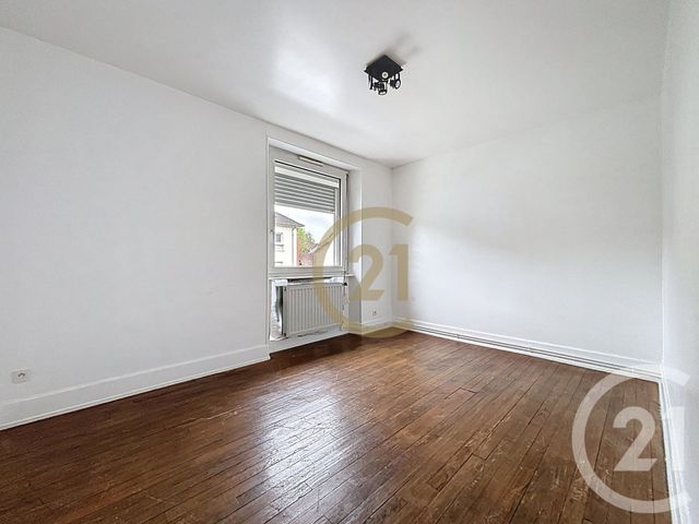 Appartement F4 à louer - 4 pièces - 74.88 m2 - DANJOUTIN - 90 - FRANCHE-COMTE - Century 21 Agence Du Théâtre