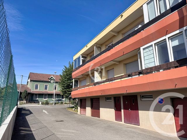 Appartement T3 à vendre - 3 pièces - 66.77 m2 - OFFEMONT - 90 - FRANCHE-COMTE - Century 21 Agence Du Théâtre