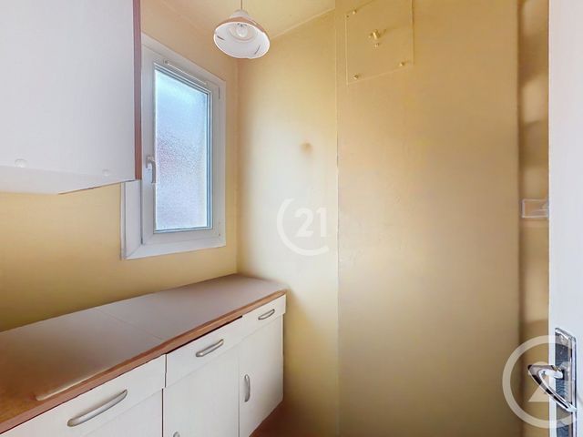 Appartement T3 à vendre - 3 pièces - 66.77 m2 - OFFEMONT - 90 - FRANCHE-COMTE - Century 21 Agence Du Théâtre