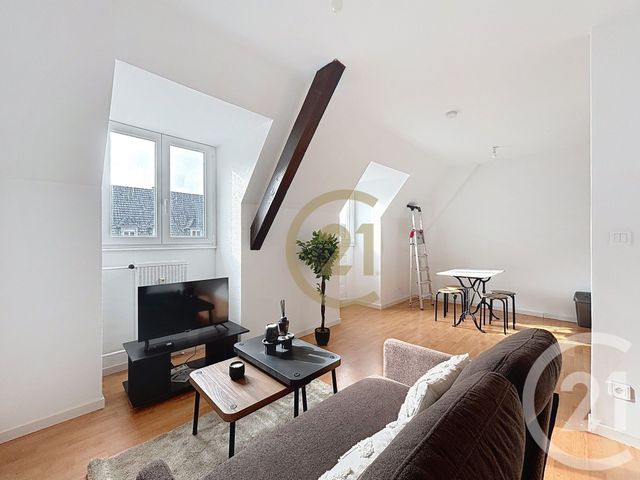 Appartement F1 à louer - 1 pièce - 30.0 m2 - BELFORT - 90 - FRANCHE-COMTE - Century 21 Agence Du Théâtre