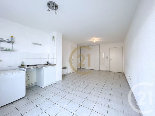 Appartement F2 à vendre - 2 pièces - 46.39 m2 - BELFORT - 90 - FRANCHE-COMTE - Century 21 Agence Du Théâtre