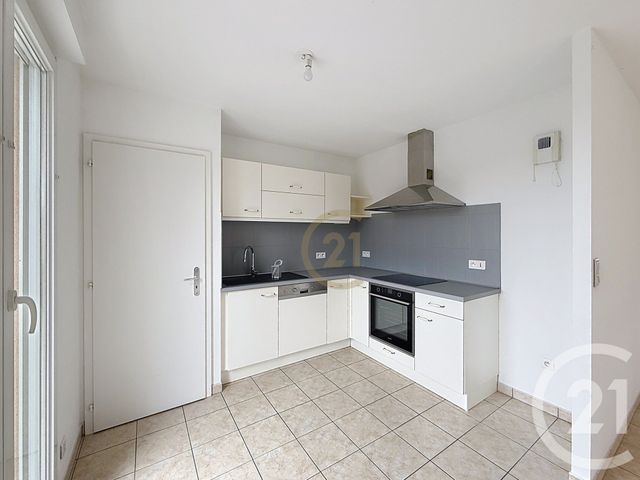 Appartement F3 à louer - 3 pièces - 79.06 m2 - EVETTE SALBERT - 90 - FRANCHE-COMTE - Century 21 Agence Du Théâtre