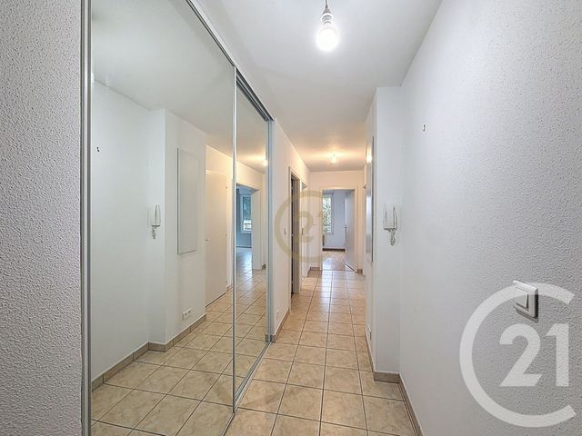 Appartement F3 à louer - 3 pièces - 79.06 m2 - EVETTE SALBERT - 90 - FRANCHE-COMTE - Century 21 Agence Du Théâtre