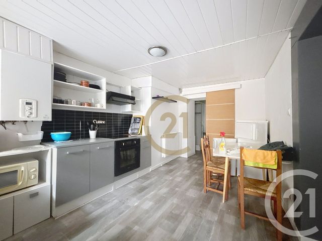 Appartement F2 à louer - 2 pièces - 53.7 m2 - MONTBELIARD - 25 - FRANCHE-COMTE - Century 21 Agence Du Théâtre