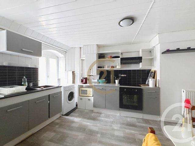 Appartement F2 à louer - 2 pièces - 53.7 m2 - MONTBELIARD - 25 - FRANCHE-COMTE - Century 21 Agence Du Théâtre