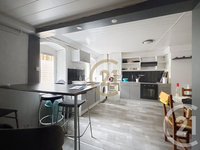 Appartement F2 à louer - 2 pièces - 53.7 m2 - MONTBELIARD - 25 - FRANCHE-COMTE - Century 21 Agence Du Théâtre