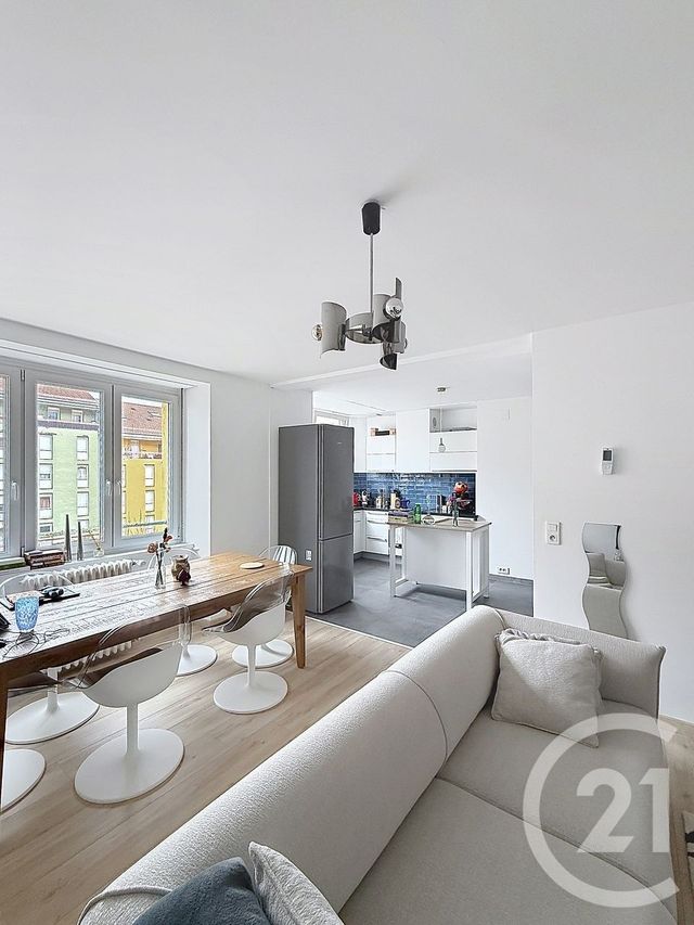 Appartement F3 à vendre - 3 pièces - 69.2 m2 - BELFORT - 90 - FRANCHE-COMTE - Century 21 Agence Du Théâtre