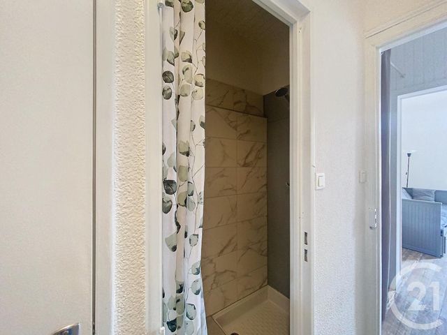 Appartement F2 à louer - 2 pièces - 47.6 m2 - CRAVANCHE - 90 - FRANCHE-COMTE - Century 21 Agence Du Théâtre