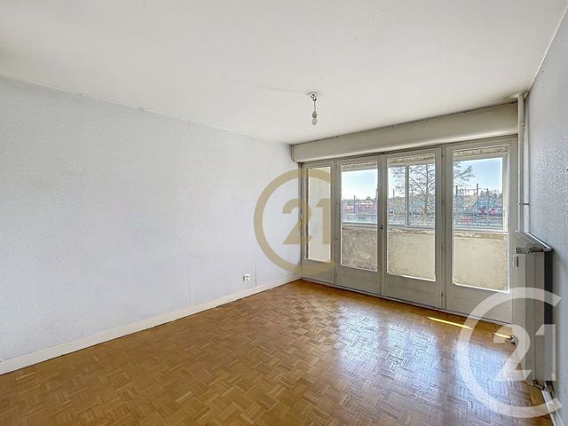Appartement F5 à vendre - 5 pièces - 106.33 m2 - BELFORT - 90 - FRANCHE-COMTE - Century 21 Agence Du Théâtre