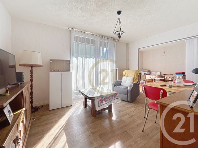 Appartement F3 à vendre - 3 pièces - 57.8 m2 - BELFORT - 90 - FRANCHE-COMTE - Century 21 Agence Du Théâtre