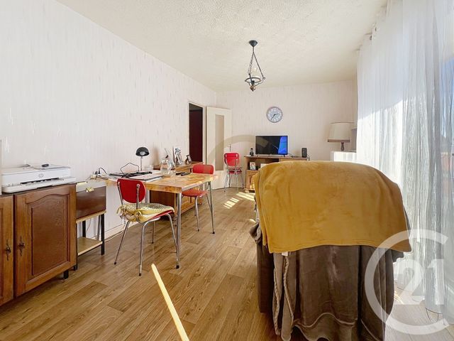 Appartement F3 à vendre - 3 pièces - 57.8 m2 - BELFORT - 90 - FRANCHE-COMTE - Century 21 Agence Du Théâtre