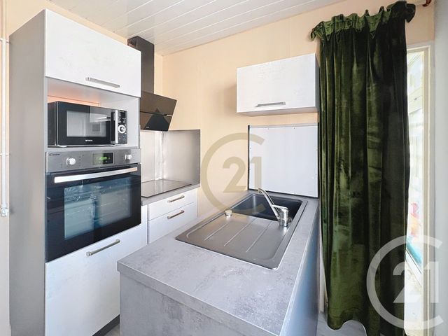 Appartement F3 à vendre - 3 pièces - 57.8 m2 - BELFORT - 90 - FRANCHE-COMTE - Century 21 Agence Du Théâtre