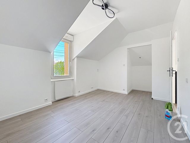 maison à louer - 4 pièces - 60.0 m2 - BELFORT - 90 - FRANCHE-COMTE - Century 21 Agence Du Théâtre