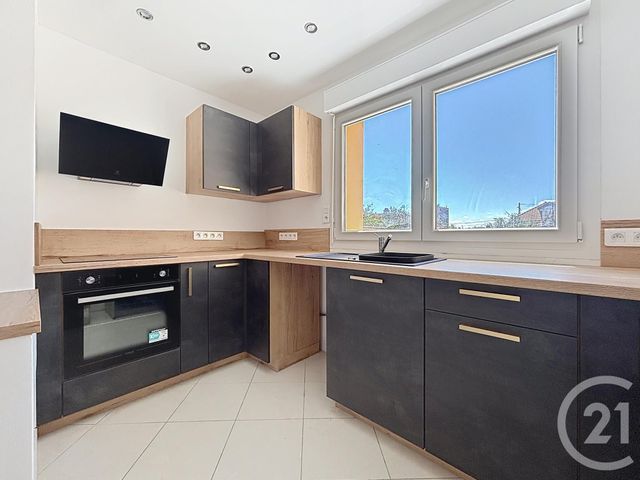 maison à louer - 4 pièces - 60.0 m2 - BELFORT - 90 - FRANCHE-COMTE - Century 21 Agence Du Théâtre