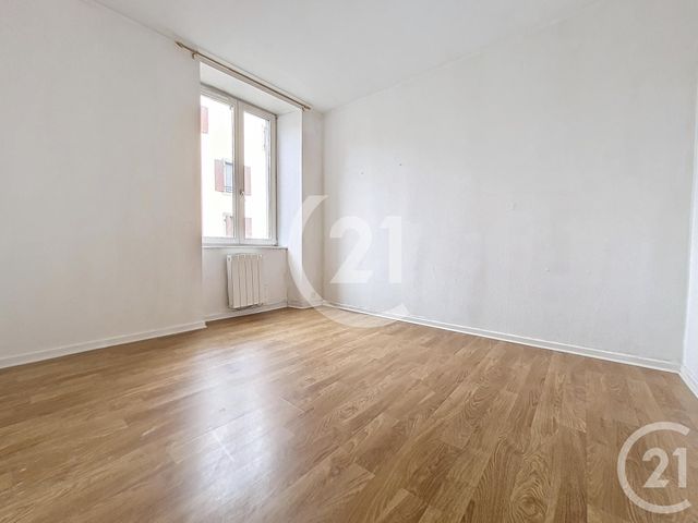 Appartement F3 à vendre - 3 pièces - 71.72 m2 - BELFORT - 90 - FRANCHE-COMTE - Century 21 Agence Du Théâtre