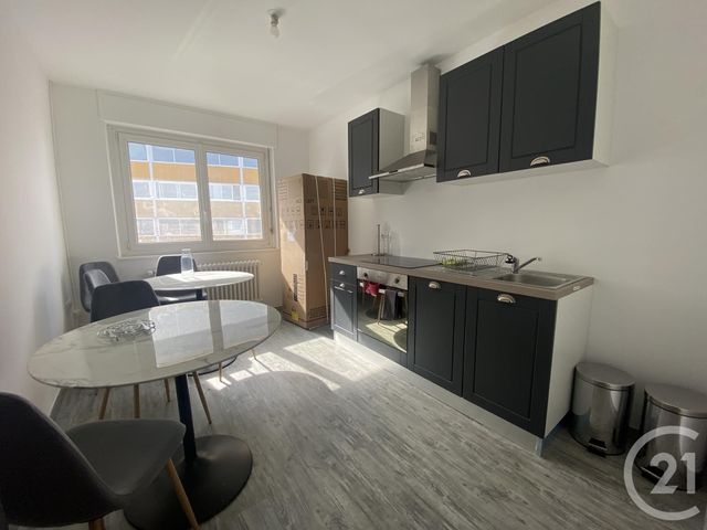Appartement Chambre à louer - 1 pièce - 11.2 m2 - BELFORT - 90 - FRANCHE-COMTE - Century 21 Agence Du Théâtre