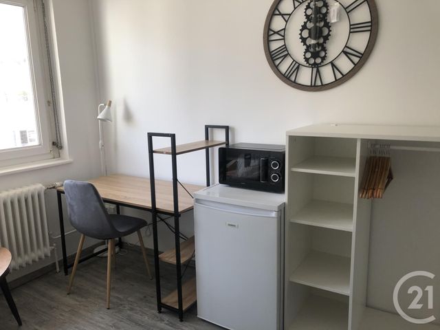 Appartement Chambre à louer - 1 pièce - 11.2 m2 - BELFORT - 90 - FRANCHE-COMTE - Century 21 Agence Du Théâtre