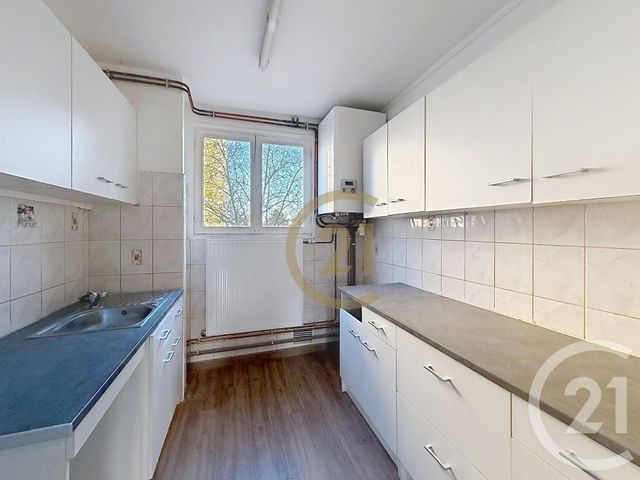 Appartement F4 à louer - 4 pièces - 63.64 m2 - BELFORT - 90 - FRANCHE-COMTE - Century 21 Agence Du Théâtre