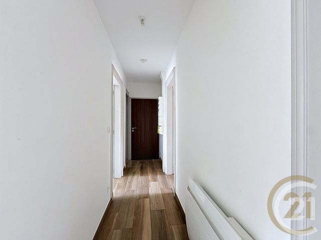 Appartement F3 à louer - 3 pièces - 60.0 m2 - BELFORT - 90 - FRANCHE-COMTE - Century 21 Agence Du Théâtre