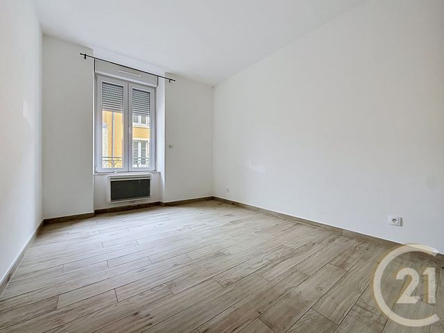Appartement F3 à louer - 3 pièces - 60.0 m2 - BELFORT - 90 - FRANCHE-COMTE - Century 21 Agence Du Théâtre