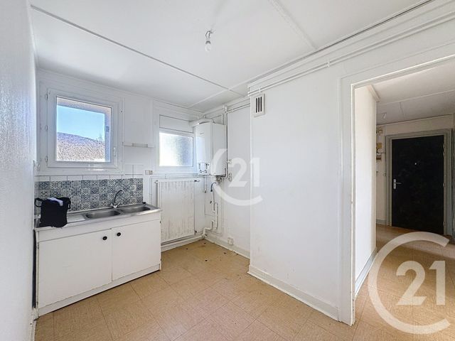 Appartement T3 à vendre - 3 pièces - 54.0 m2 - BELFORT - 90 - FRANCHE-COMTE - Century 21 Agence Du Théâtre