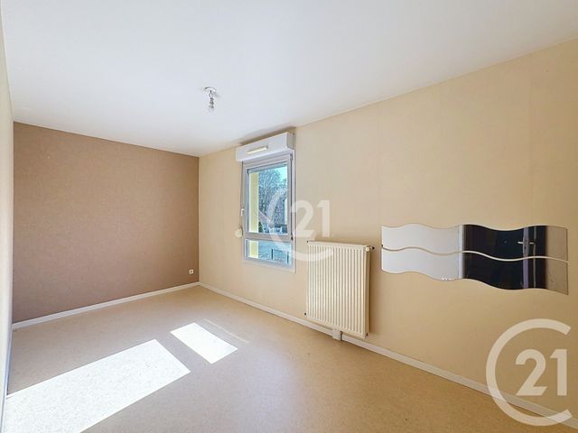 Appartement T4 à vendre - 4 pièces - 74.0 m2 - VALDOIE - 90 - FRANCHE-COMTE - Century 21 Agence Du Théâtre