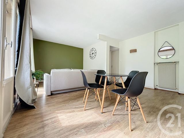 Appartement F3 à louer - 3 pièces - 72.23 m2 - BELFORT - 90 - FRANCHE-COMTE - Century 21 Agence Du Théâtre