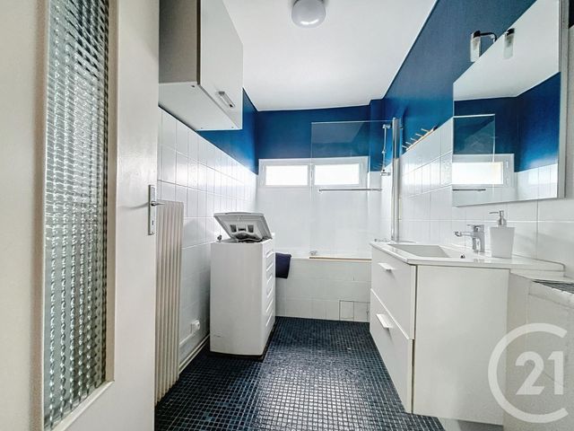 Appartement F3 à louer - 3 pièces - 72.23 m2 - BELFORT - 90 - FRANCHE-COMTE - Century 21 Agence Du Théâtre