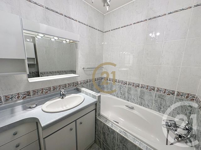 Appartement F4 à vendre - 4 pièces - 79.89 m2 - BELFORT - 90 - FRANCHE-COMTE - Century 21 Agence Du Théâtre