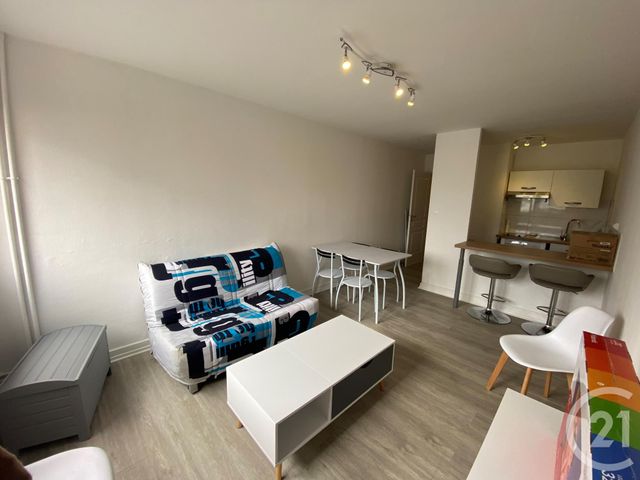 Appartement Studio à louer - 1 pièce - 26.0 m2 - BELFORT - 90 - FRANCHE-COMTE - Century 21 Agence Du Théâtre