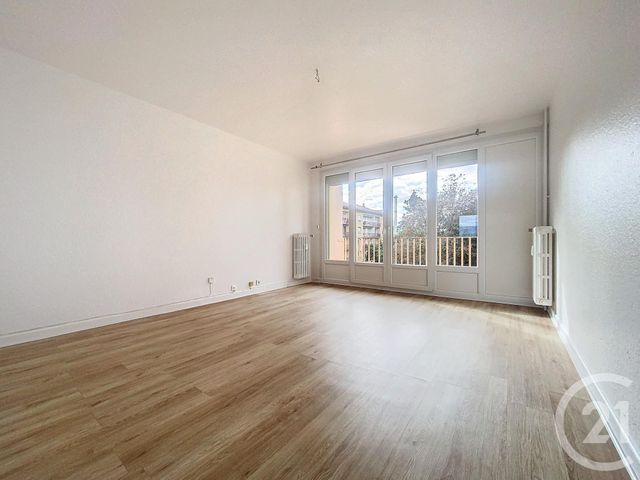 Appartement F3 à louer - 3 pièces - 65.34 m2 - BELFORT - 90 - FRANCHE-COMTE - Century 21 Agence Du Théâtre