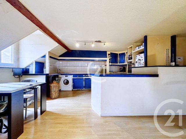 Appartement T3 à vendre - 3 pièces - 72.45 m2 - BELFORT - 90 - FRANCHE-COMTE - Century 21 Agence Du Théâtre