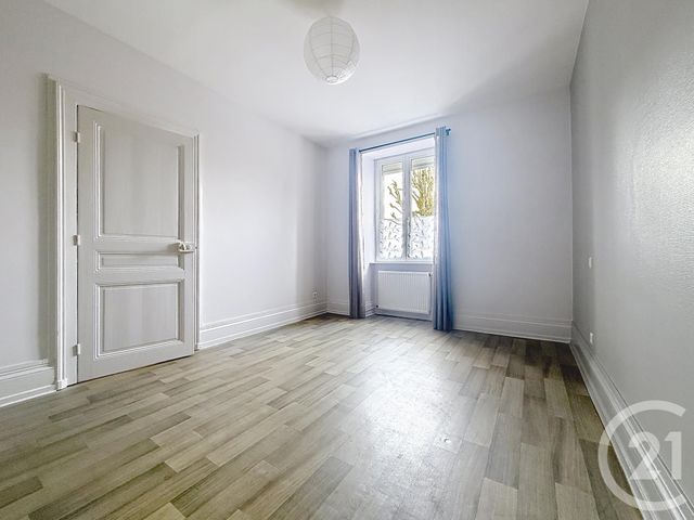 Appartement F3 à louer - 3 pièces - 59.4 m2 - BELFORT - 90 - FRANCHE-COMTE - Century 21 Agence Du Théâtre