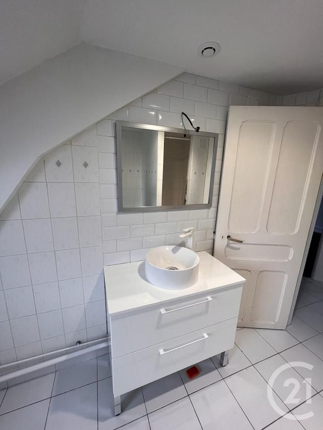 Appartement F3 à louer - 3 pièces - 90.0 m2 - BELFORT - 90 - FRANCHE-COMTE - Century 21 Agence Du Théâtre