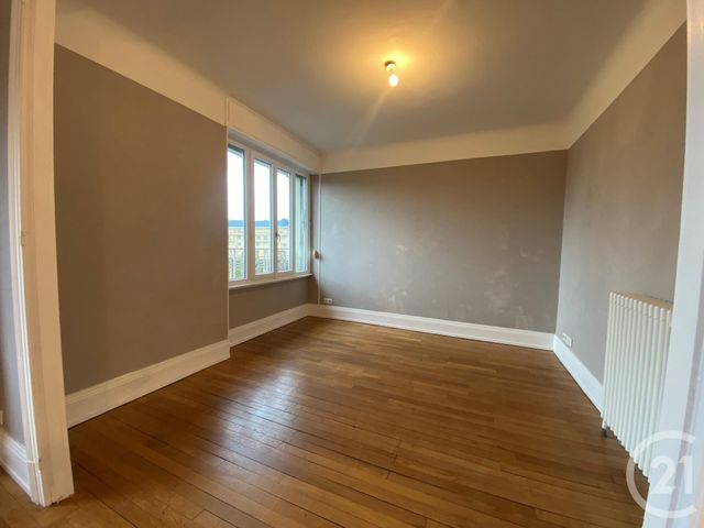 Appartement F4 à louer - 3 pièces - 79.0 m2 - BELFORT - 90 - FRANCHE-COMTE - Century 21 Agence Du Théâtre