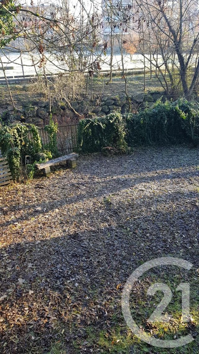 Appartement F1 à louer - 1 pièce - 25.0 m2 - BELFORT - 90 - FRANCHE-COMTE - Century 21 Agence Du Théâtre