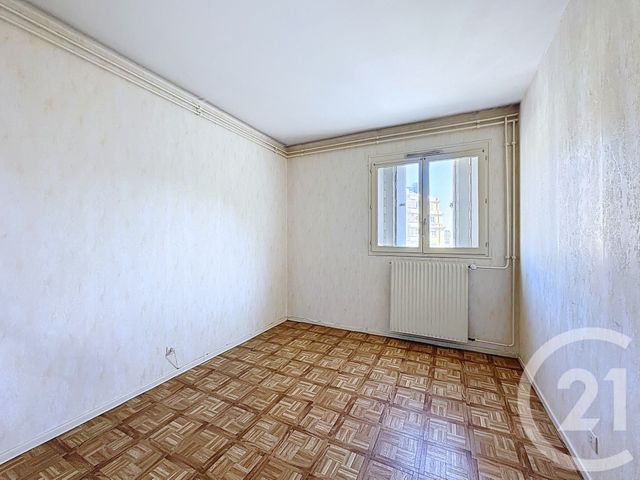 Appartement F3 à vendre - 3 pièces - 74.36 m2 - BELFORT - 90 - FRANCHE-COMTE - Century 21 Agence Du Théâtre