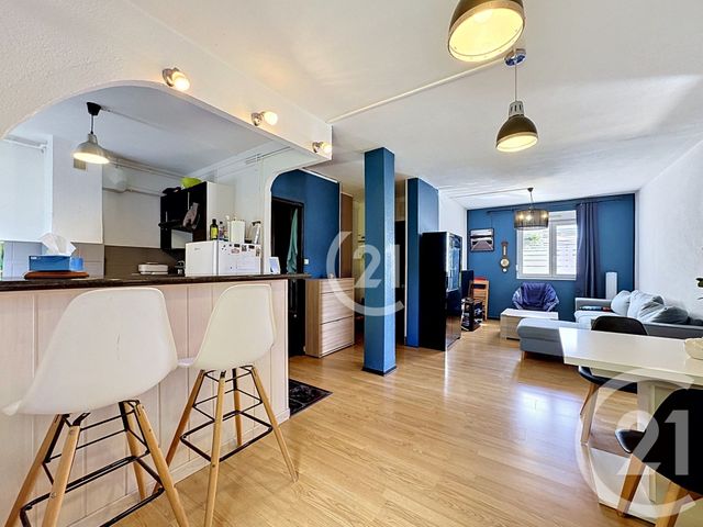 Appartement T3 à vendre - 3 pièces - 54.07 m2 - BELFORT - 90 - FRANCHE-COMTE - Century 21 Agence Du Théâtre