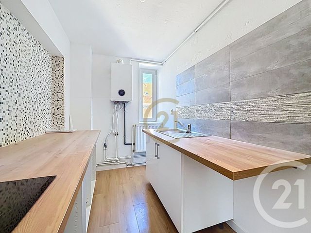 Appartement F2 à vendre - 2 pièces - 43.94 m2 - BELFORT - 90 - FRANCHE-COMTE - Century 21 Agence Du Théâtre