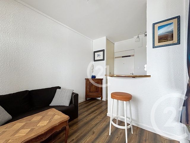 Appartement T1 à vendre - 1 pièce - 23.59 m2 - BELFORT - 90 - FRANCHE-COMTE - Century 21 Agence Du Théâtre