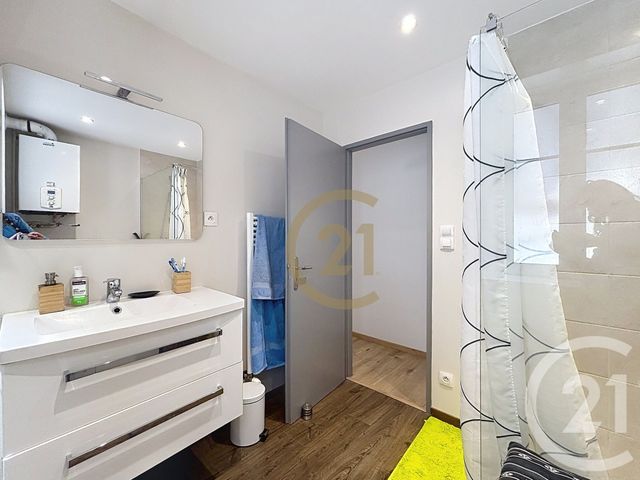 Appartement F3 à louer - 3 pièces - 50.0 m2 - BELFORT - 90 - FRANCHE-COMTE - Century 21 Agence Du Théâtre