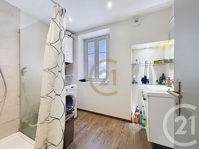 Appartement F3 à louer - 3 pièces - 50.0 m2 - BELFORT - 90 - FRANCHE-COMTE - Century 21 Agence Du Théâtre