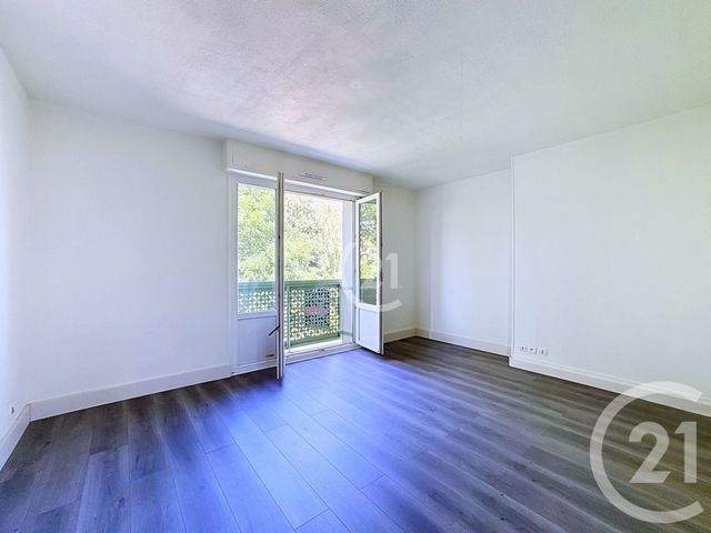Appartement F3 à vendre - 3 pièces - 58.51 m2 - BELFORT - 90 - FRANCHE-COMTE - Century 21 Agence Du Théâtre