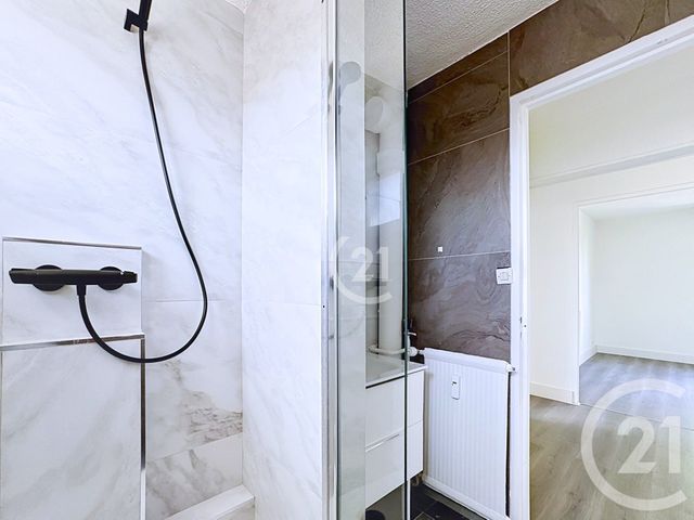 Appartement F3 à vendre - 3 pièces - 58.51 m2 - BELFORT - 90 - FRANCHE-COMTE - Century 21 Agence Du Théâtre