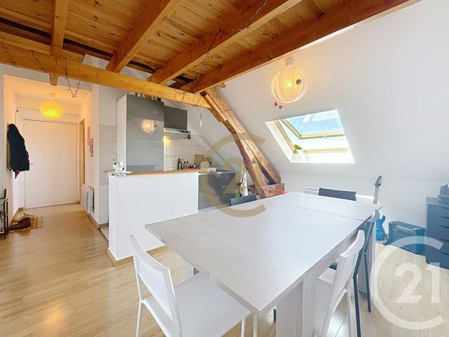 Appartement F3 à vendre - 3 pièces - 40.0 m2 - BELFORT - 90 - FRANCHE-COMTE - Century 21 Agence Du Théâtre