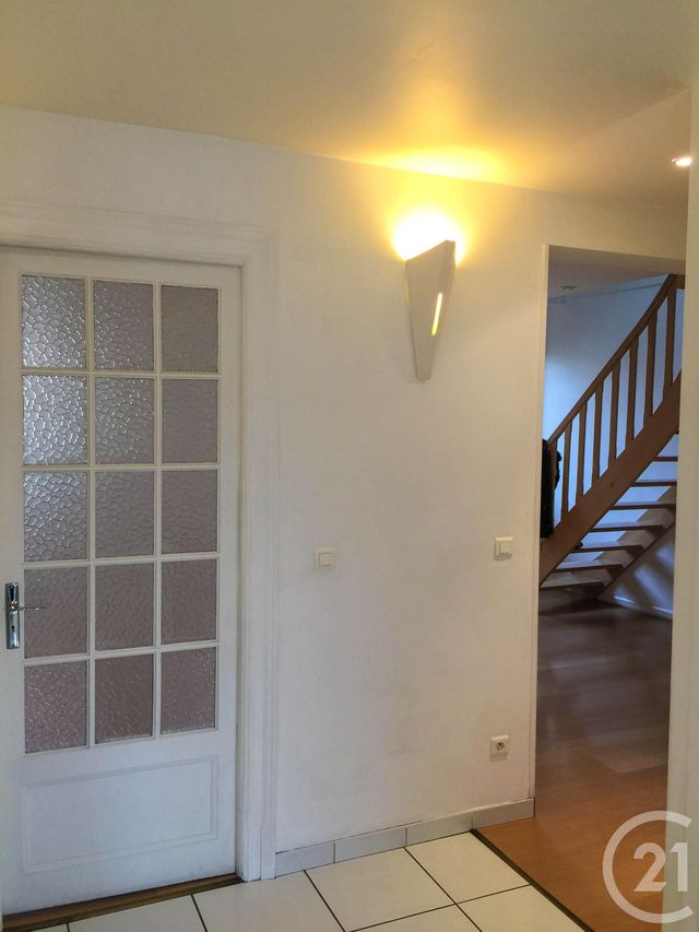 Appartement F4 à louer - 4 pièces - 100.0 m2 - BELFORT - 90 - FRANCHE-COMTE - Century 21 Agence Du Théâtre