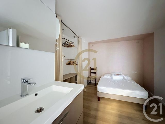 Appartement F2 à louer - 2 pièces - 56.9 m2 - MONTBELIARD - 25 - FRANCHE-COMTE - Century 21 Agence Du Théâtre