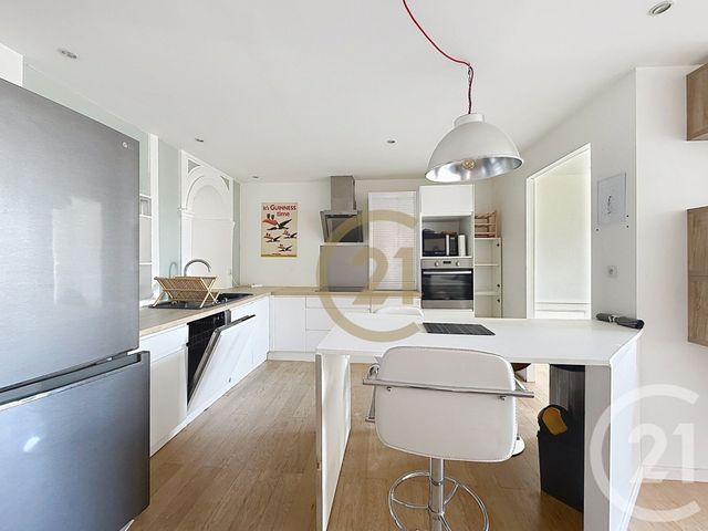 Appartement F2 à louer - 2 pièces - 56.9 m2 - MONTBELIARD - 25 - FRANCHE-COMTE - Century 21 Agence Du Théâtre